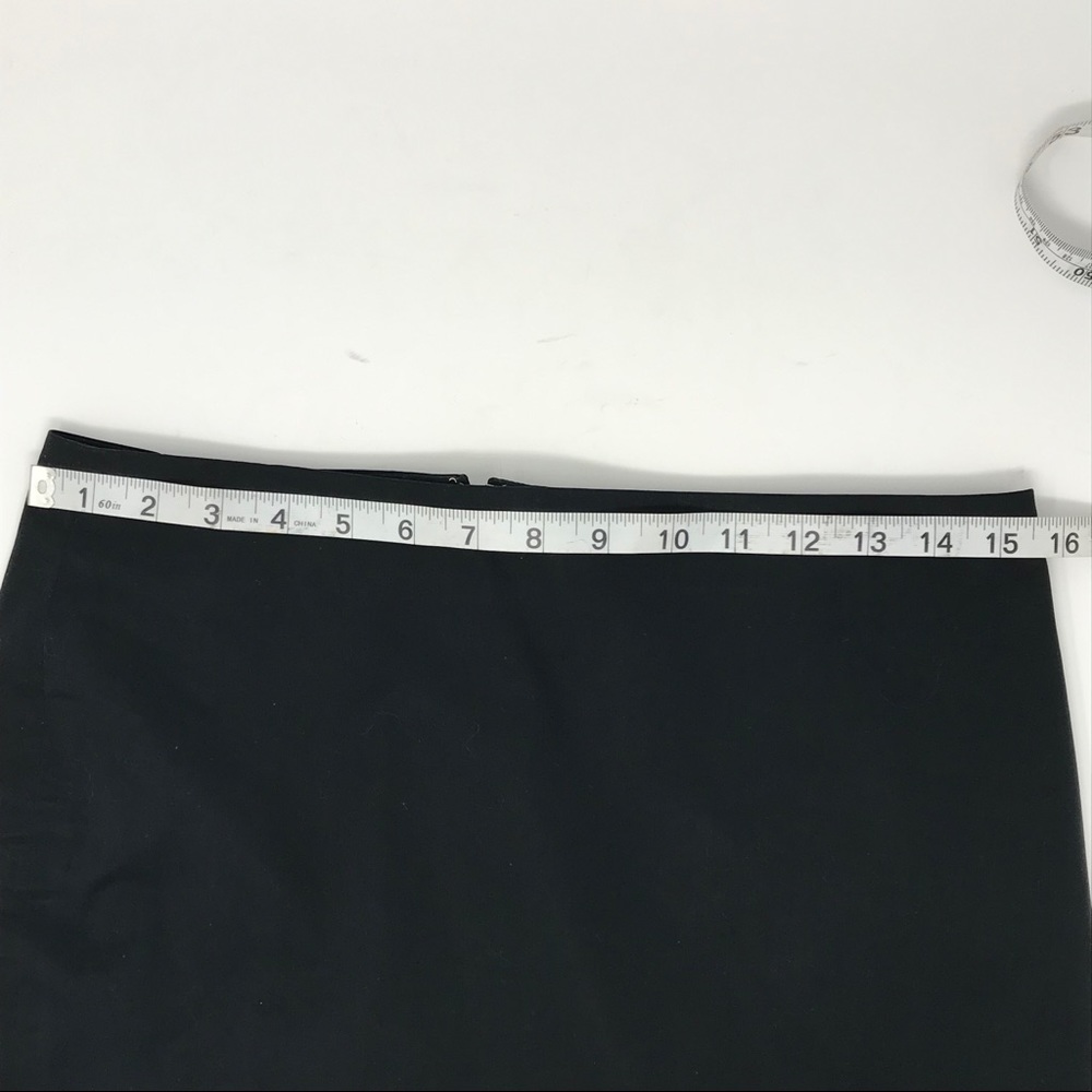 Ann Taylor Black Fully Lined Pencil Skirt Size 8P - Picture 6 of 8